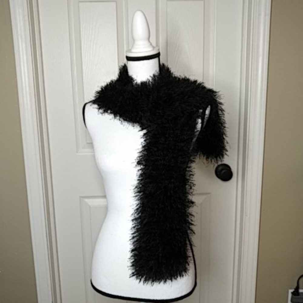 NEW Hand Knit Eyelash Scarf Black